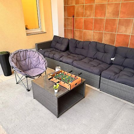 Spacious Central 4-Room Suite For 6 - Near Subway เวียนนา ภายนอก รูปภาพ